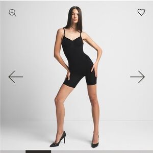 Seamless Sculpting Black Mid Thigh Bodysuit